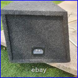 Double 12 inch Carpeted Subwoofer box. Dual 12 Inch car speaker Enclosure