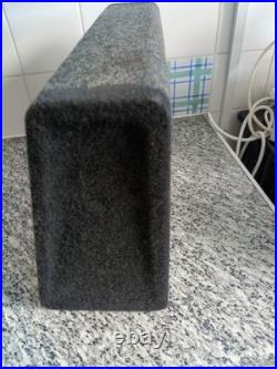 Kicker BassStation Enclosed Subwoofer Integrated AMP In-car Audio SUB